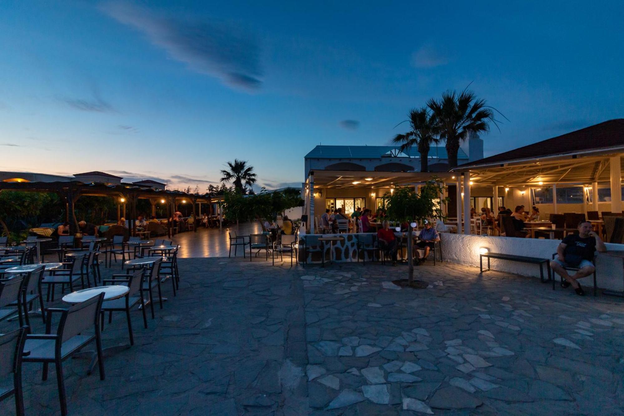 Sun Beach Lindos Lartos Exterior photo